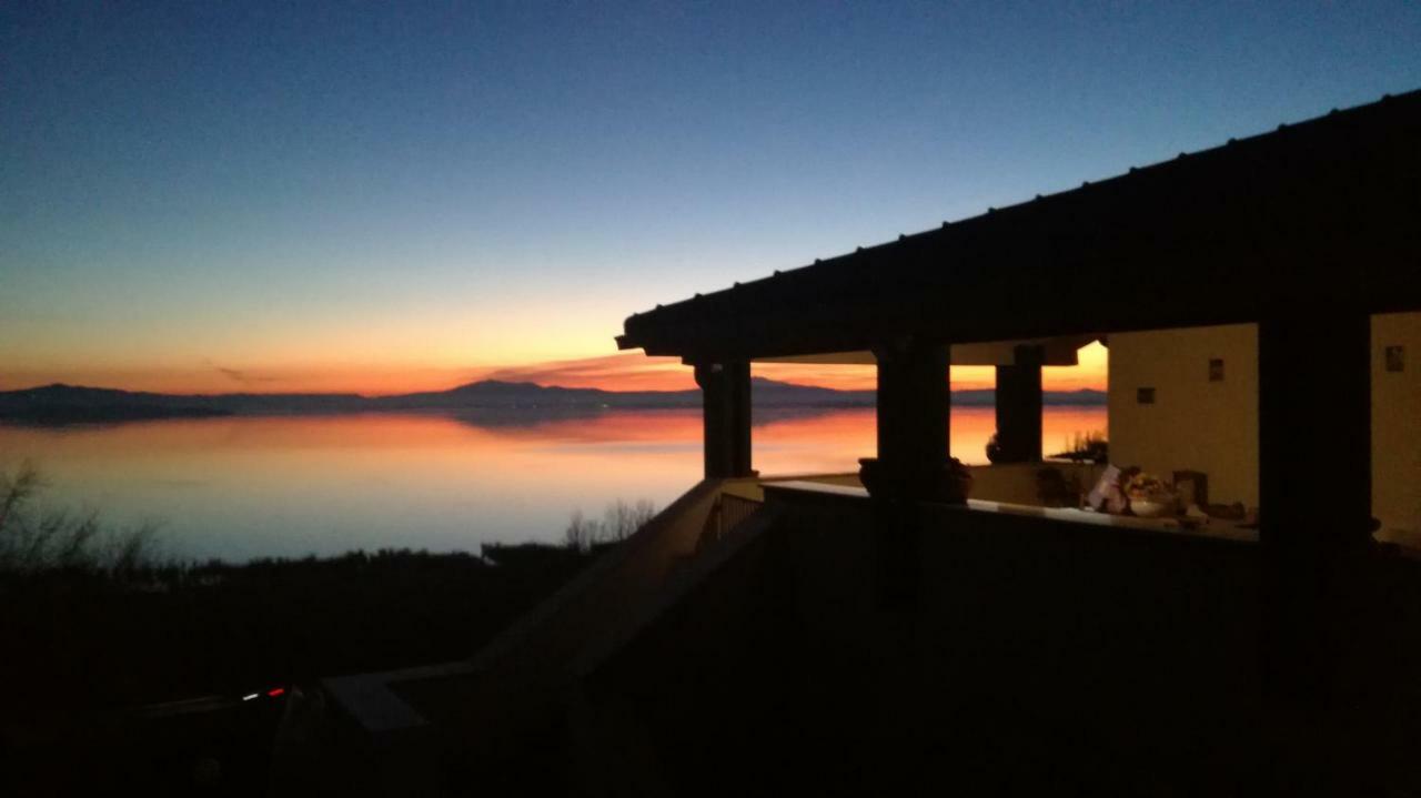 B&B Torre Del Lago Trasimeno Passignano sul Trasimeno Dış mekan fotoğraf
